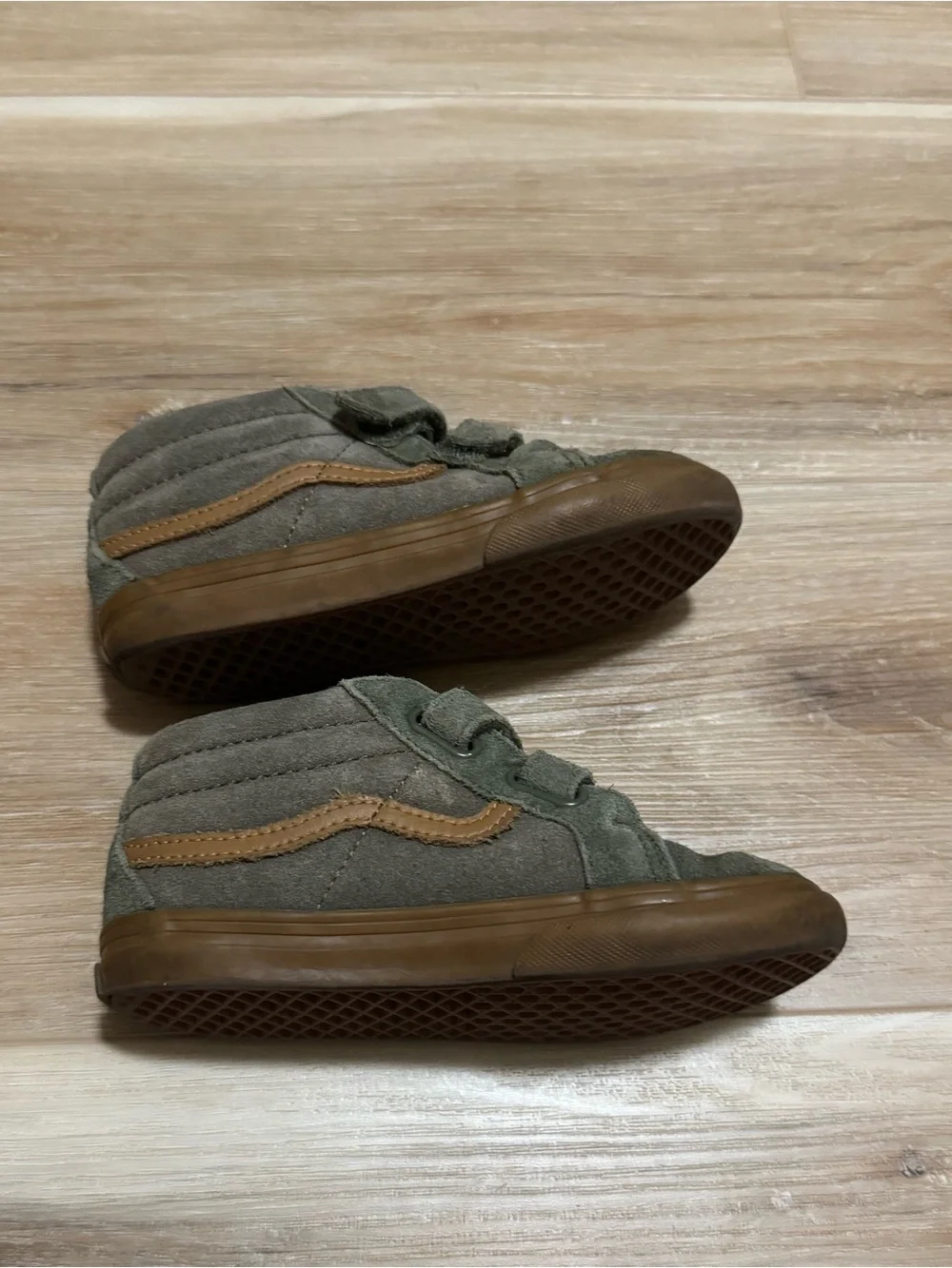 Vans Toddler Sk8-Mid Reissue V Suede Olive Green Gum Sole Sneakers